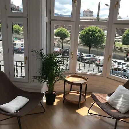 En El Centro De Lägenhet *